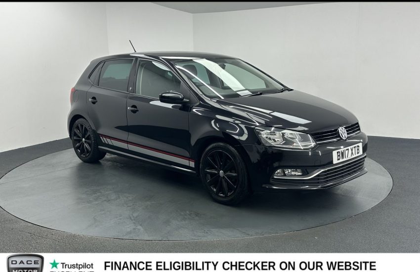 Used 2017 BLACK VOLKSWAGEN POLO for sale in Manchester