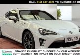 Used 2017 WHITE TOYOTA GT86 for sale in Manchester