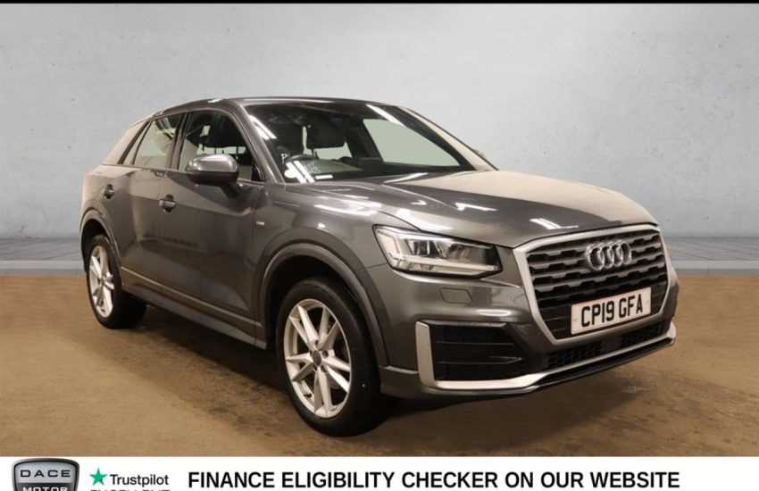 Used 2019 GREY AUDI Q2 for sale in Manchester