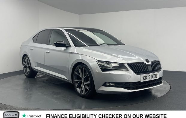 Used 2019 SILVER SKODA SUPERB for sale in Manchester