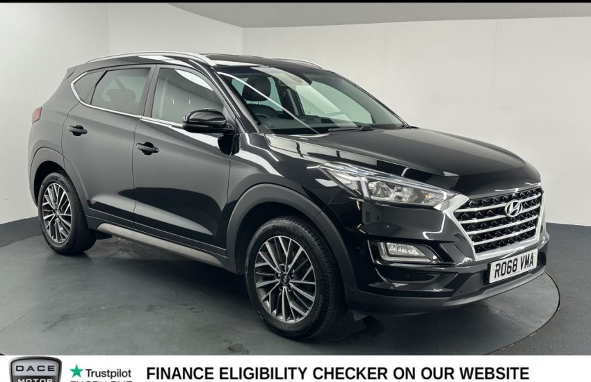 Used 2018 BLACK HYUNDAI TUCSON for sale in Manchester