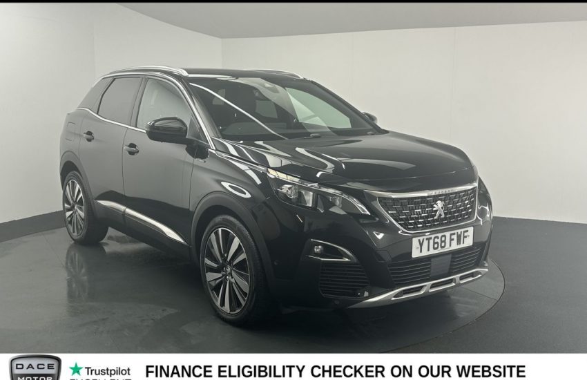 Used 2018 BLACK PEUGEOT 3008 for sale in Manchester