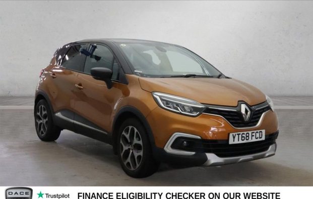 Used 2018 ORANGE RENAULT CAPTUR for sale in Manchester