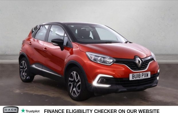 Used 2018 RED RENAULT CAPTUR for sale in Manchester