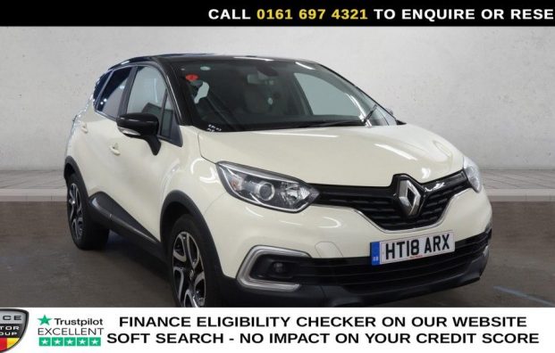 Used 2018 WHITE RENAULT CAPTUR for sale in Manchester