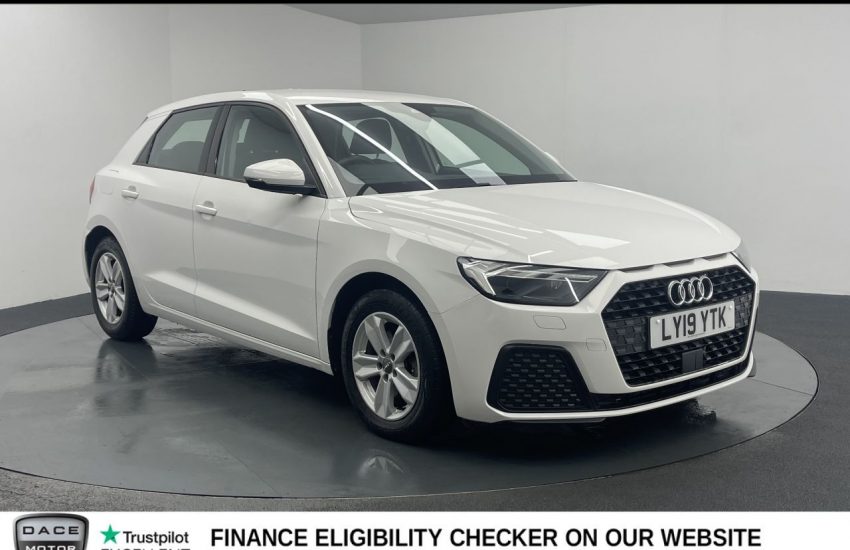 Used 2019 WHITE AUDI A1 for sale in Manchester