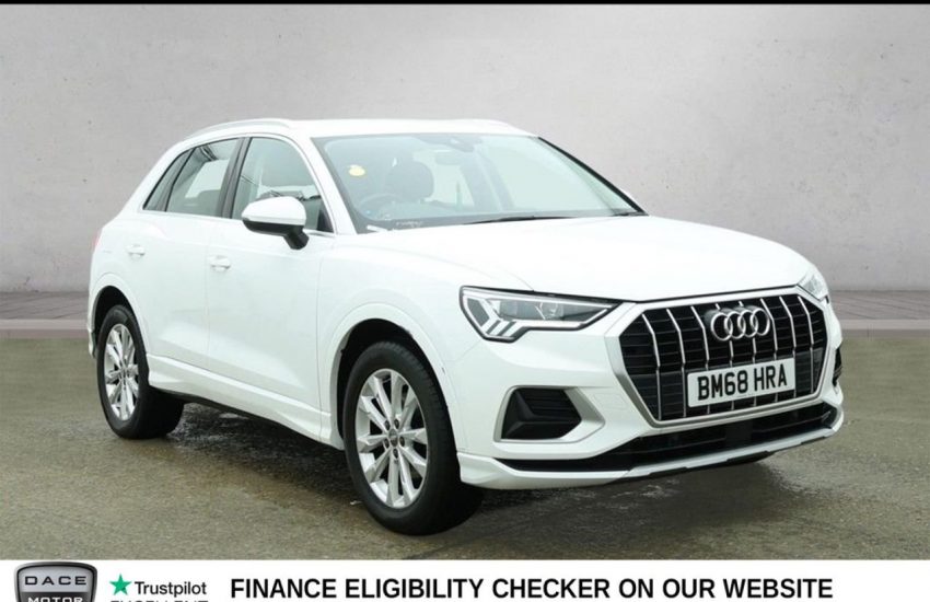Used 2019 WHITE AUDI Q3 for sale in Manchester
