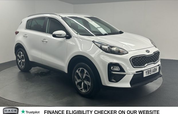 Used 2019 WHITE KIA SPORTAGE for sale in Manchester