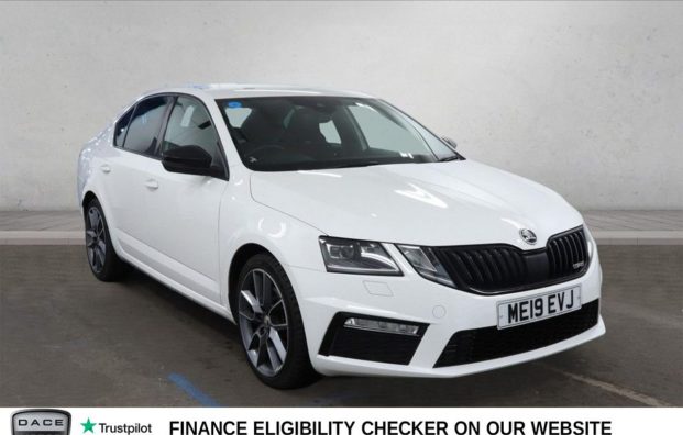 Used 2019 WHITE SKODA OCTAVIA for sale in Manchester
