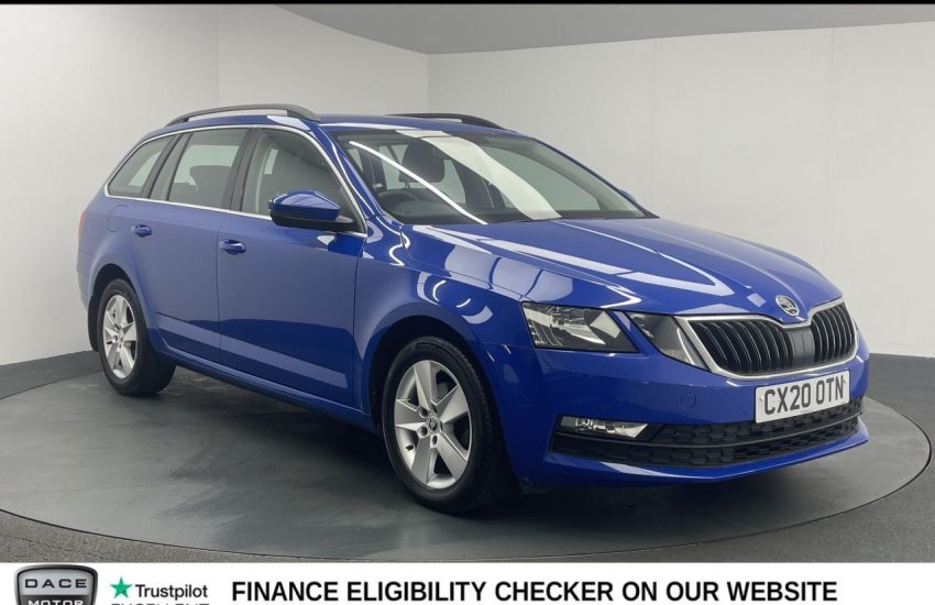 Used 2020 BLUE SKODA OCTAVIA for sale in Manchester