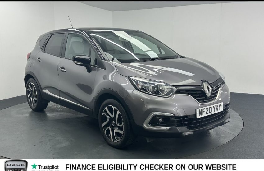 Used 2020 GREY RENAULT CAPTUR for sale in Manchester