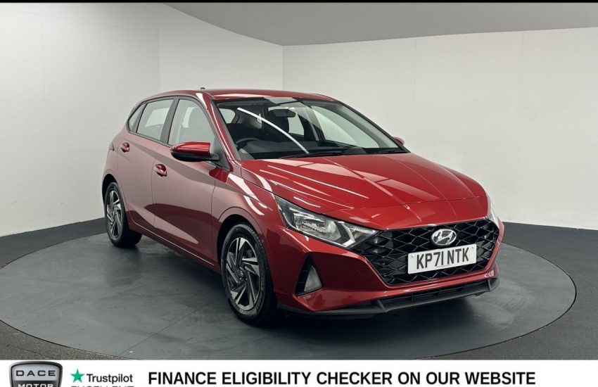 Used 2021 RED HYUNDAI I20 for sale in Manchester
