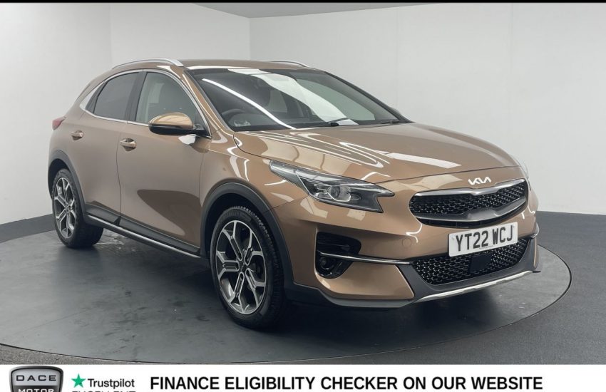 Used 2022 BRONZE KIA XCEED for sale in Manchester